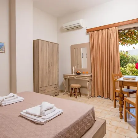 Esperia Inn