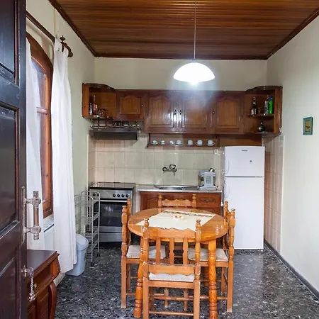 Esperia Inn